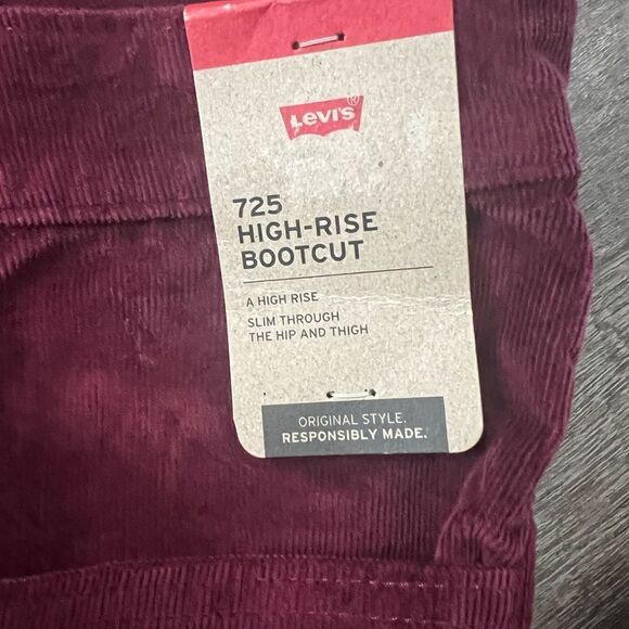 Levi's 725 High Rise Bootcut Corduroy Jeans in Windsor Wine- Size 33x32 - Picture 5 of 11